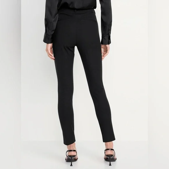 Old Navy Black Rhinestone High Rise Pixie Skinny Pants - Picture 4 of 11